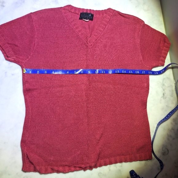 Pink V-neck Sweater / Short Sleeve V-neck Sweater - Picture 5 of 5